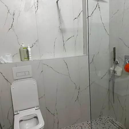 Aurora Apartamento Sarandë